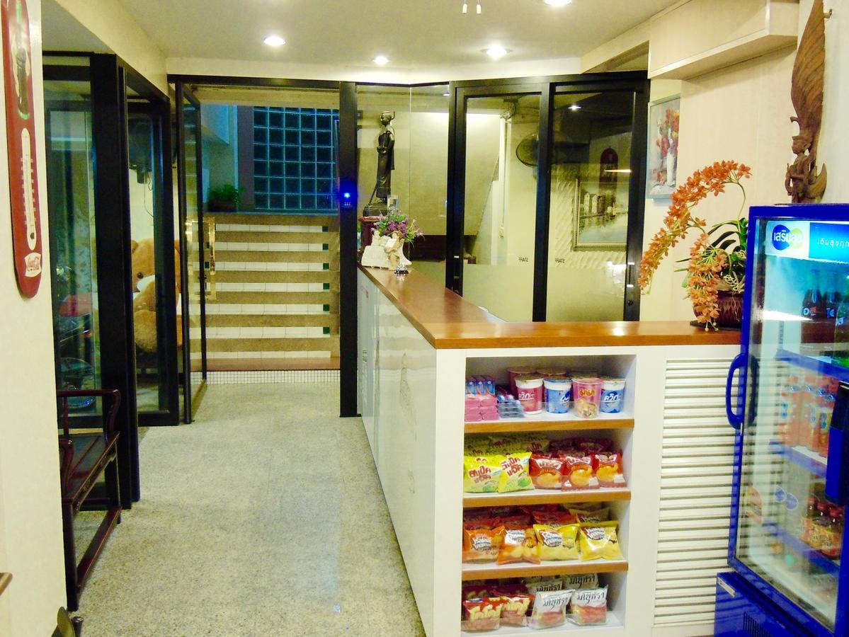 Hotel Moonlight House Nakhonratchasima Exterior foto